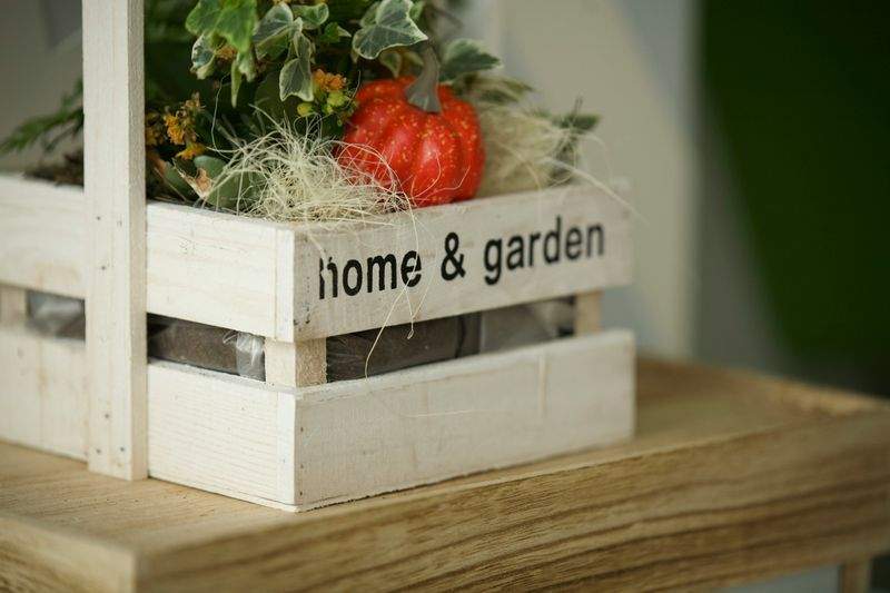 Maple Bloom Garden Studio 10
